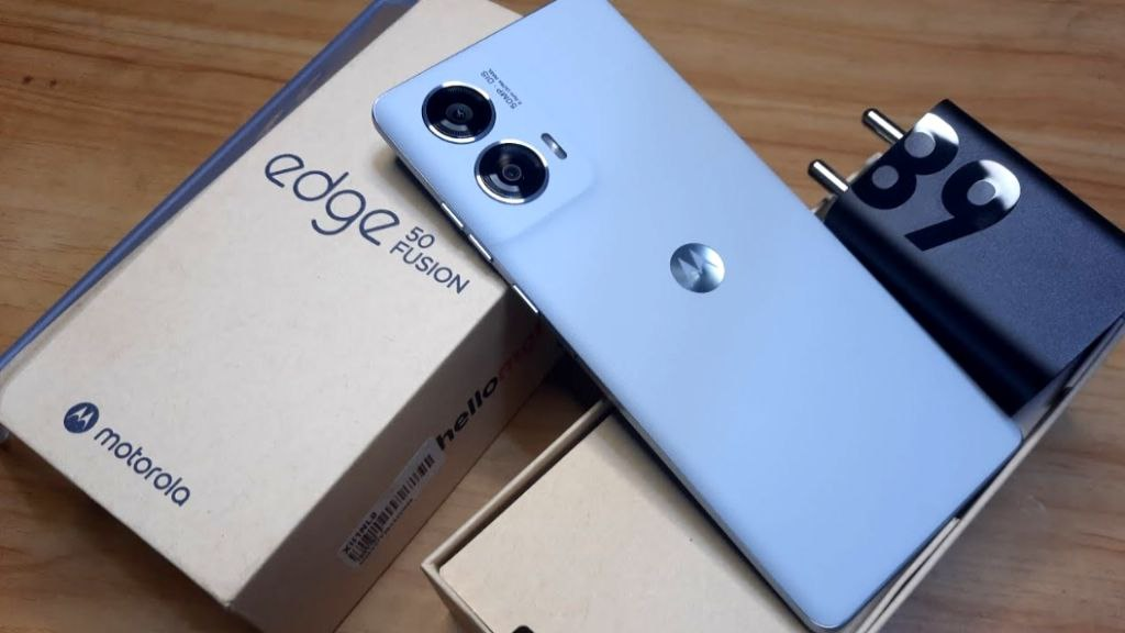 Motorola Edge 50 Fusion 5G:भारत में 50MP कैमरा, 68W फास्ट चार्जिंग के साथ हुआ लॉन्च